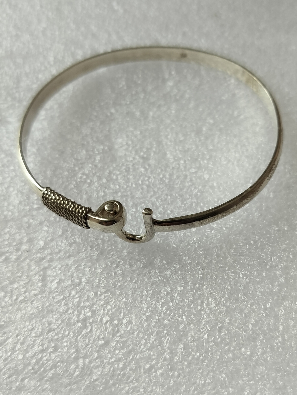 Signed CBC 925 Sterling Silver Twisted Knot Bangle Bracelet